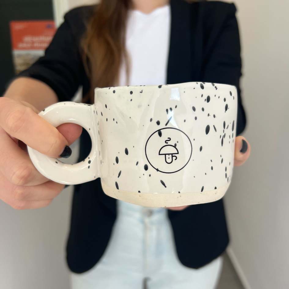 Taza de Café Grande Hecha a Mano Edición de Verano